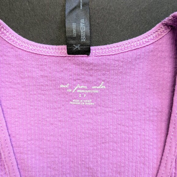 Out From Under Puple Deep V-neckline Top size : SP - Picture 4 of 4